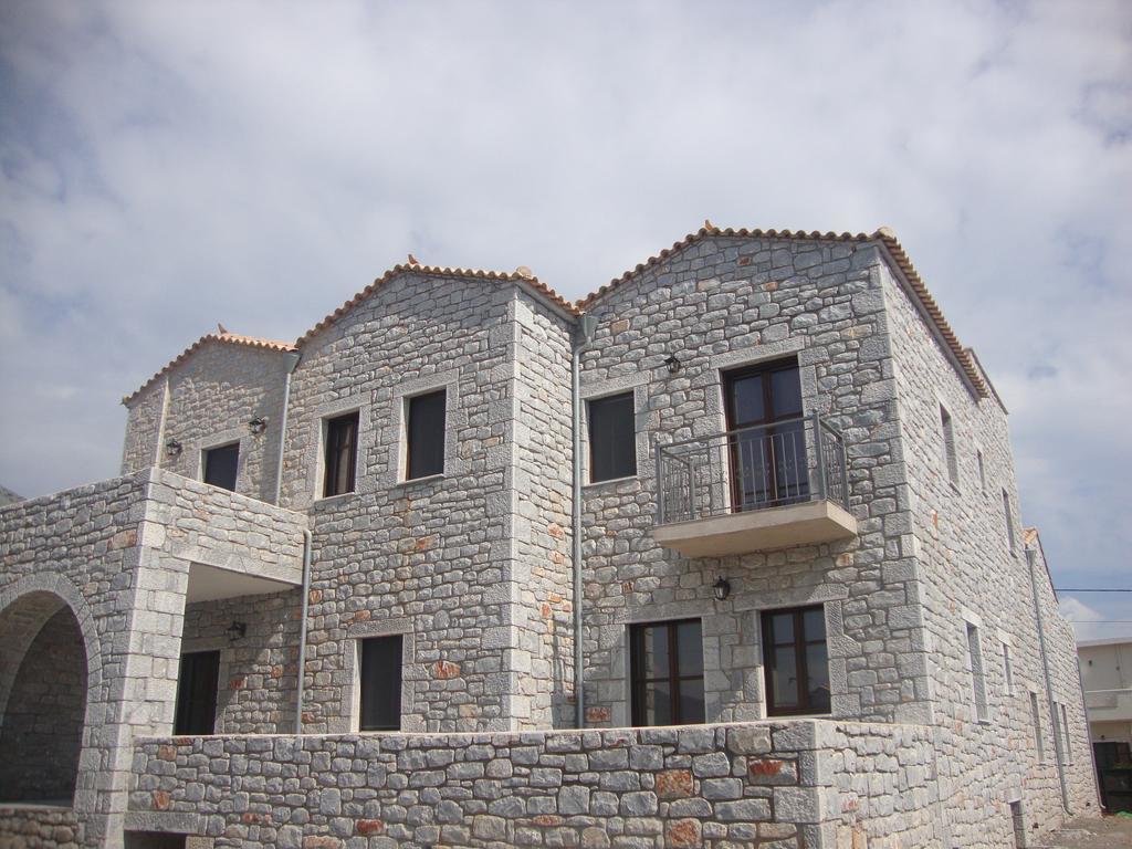 Koukouri Suites Areopoli Exterior foto