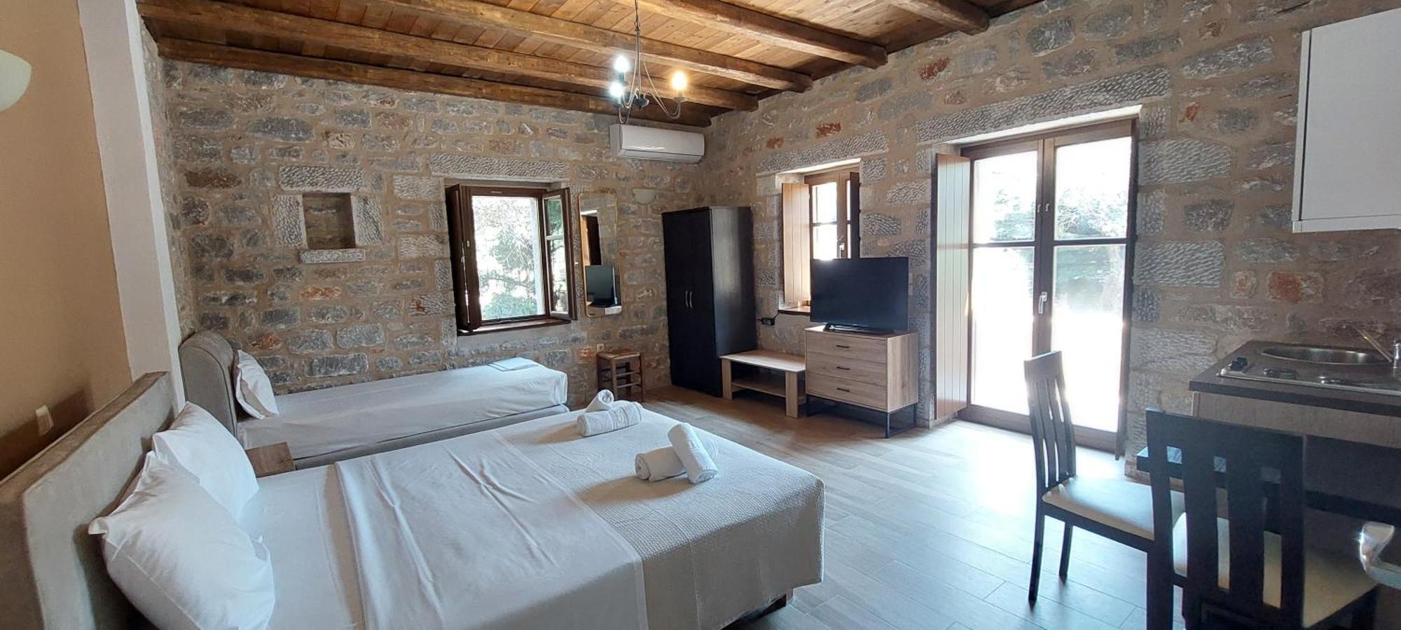 Koukouri Suites Areopoli Exterior foto