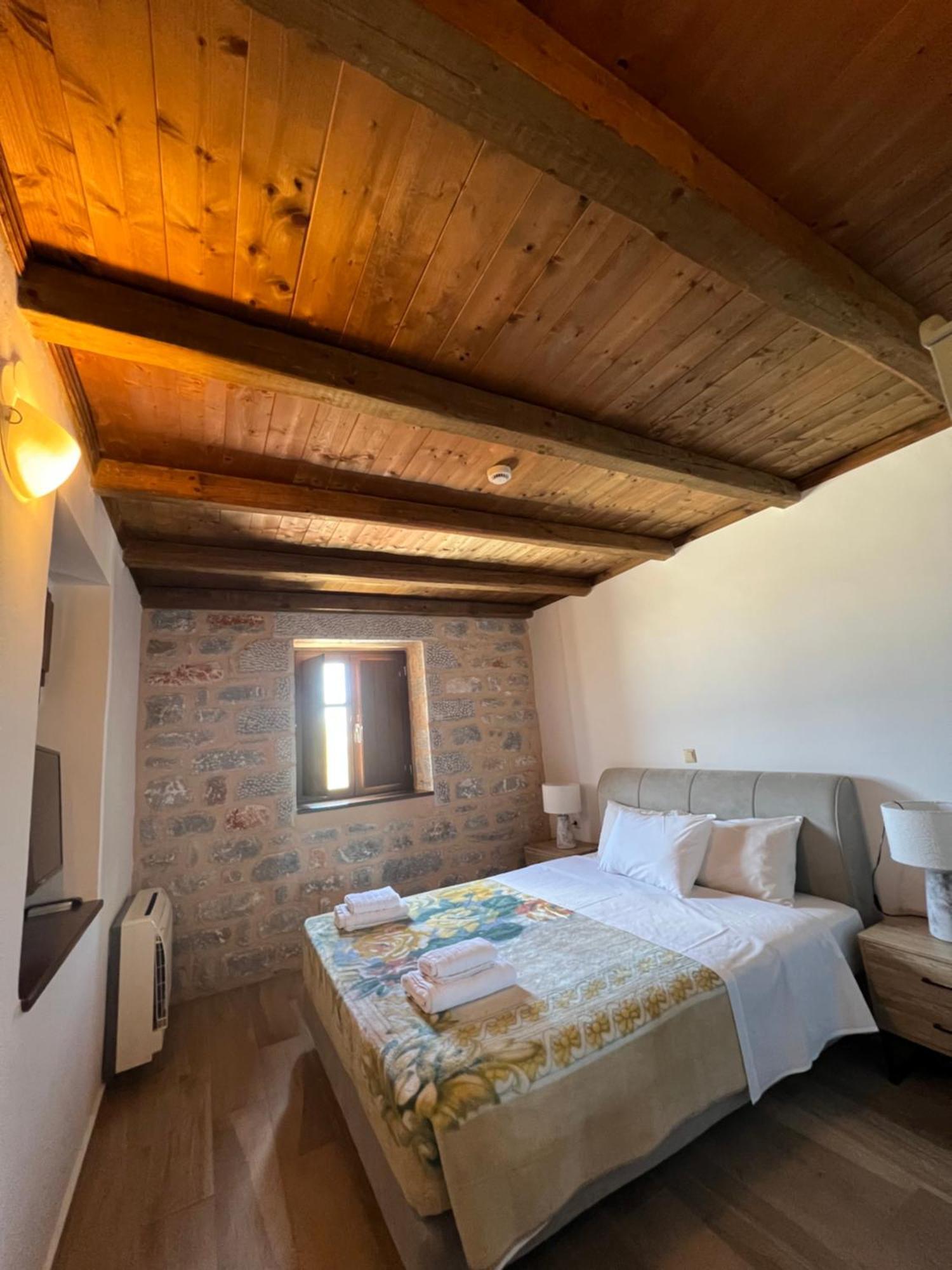 Koukouri Suites Areopoli Exterior foto
