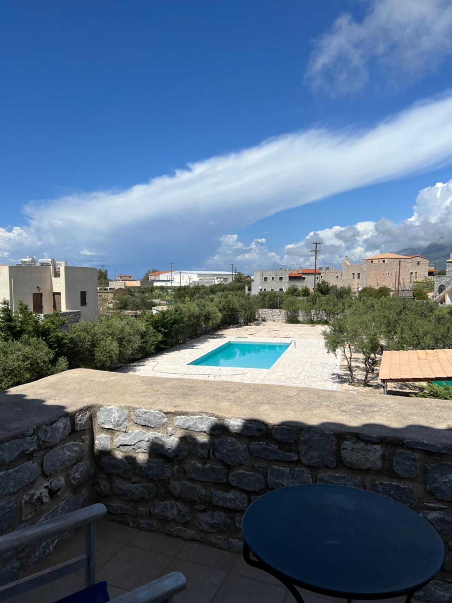 Koukouri Suites Areopoli Exterior foto