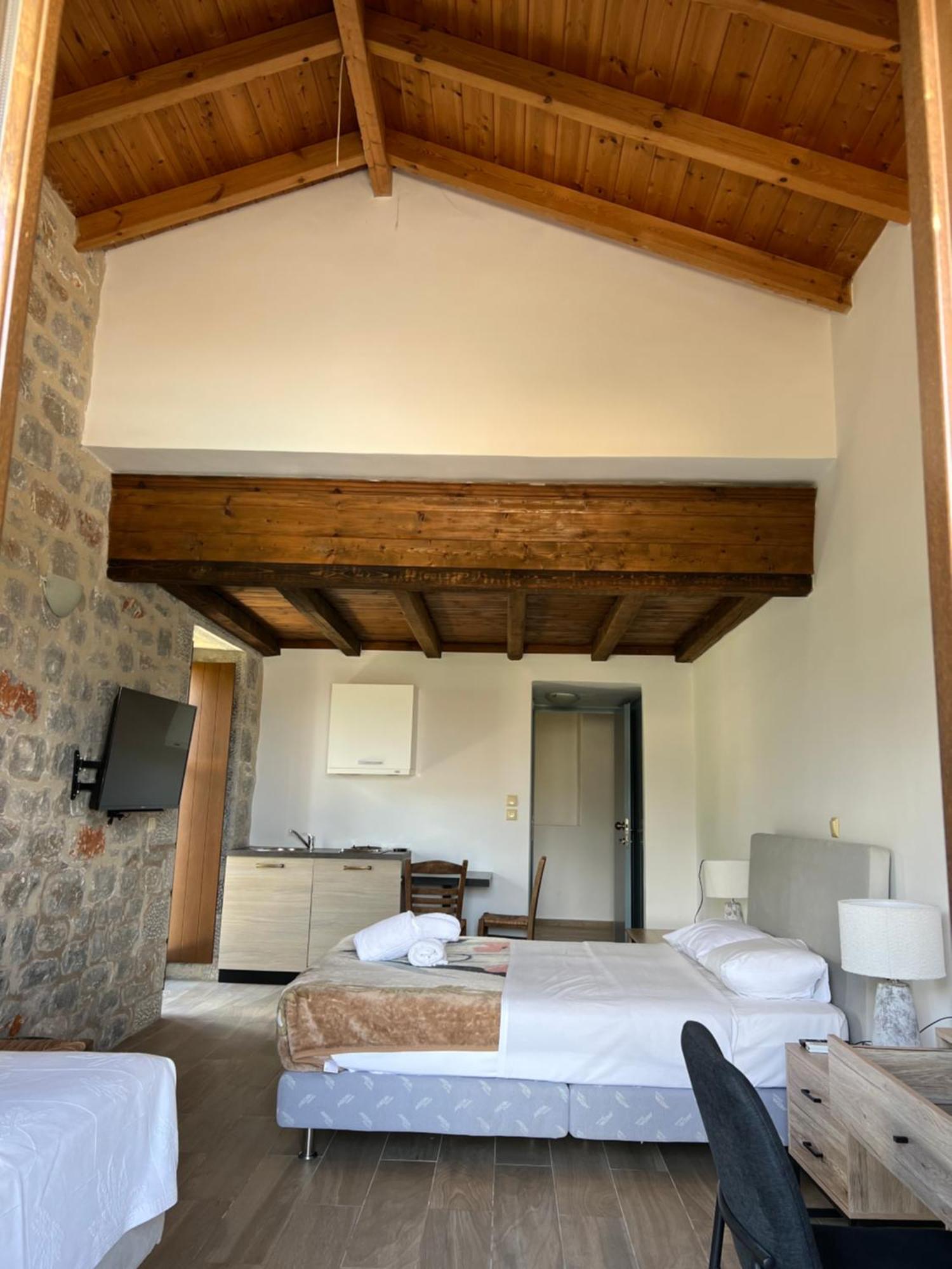 Koukouri Suites Areopoli Exterior foto